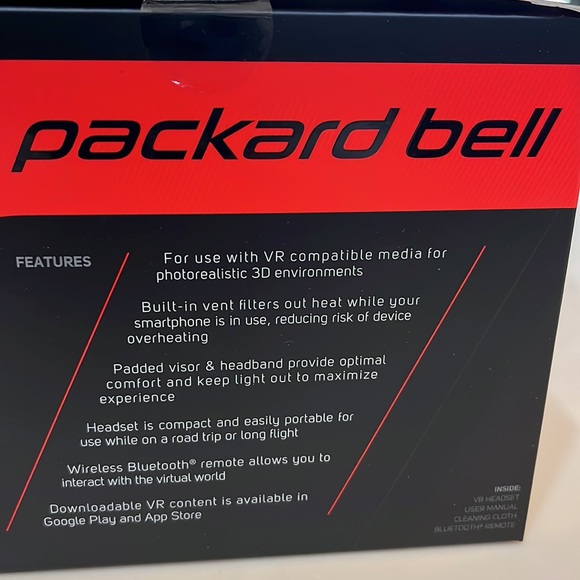 Virtual Reality Headset with Bluetooth - Picture 4 of 4